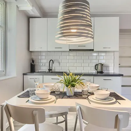 Studia Aloha - Acco Rent *