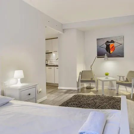Studia Aloha - Acco Rent *